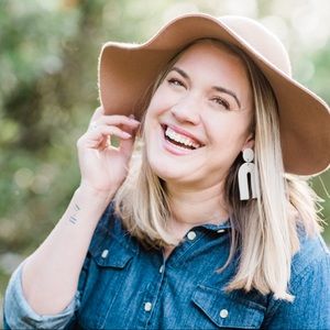 Meet your Posher, Sarah-daye